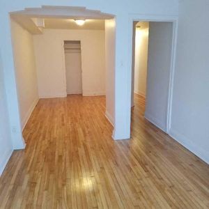 Beau 3 1/2 – Rosemont – Sous-sol bien entretenu et rafraîchi - Photo 2