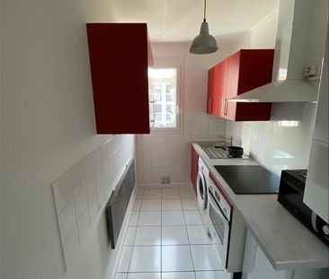 2 pièces - Meublé - 34,83 m² - 3ème étage - Colocation non autorisée - Photo 4