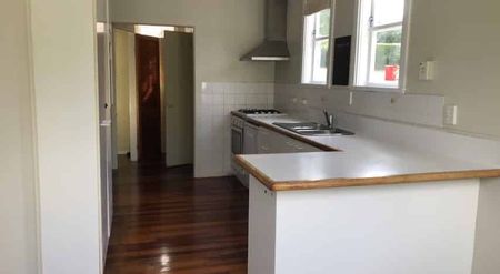 Family Home Three Bedrooms Meadowbank - Photo 2