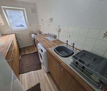 Coed Edeyrn, Llanedeyrn, Cardiff - Photo 4