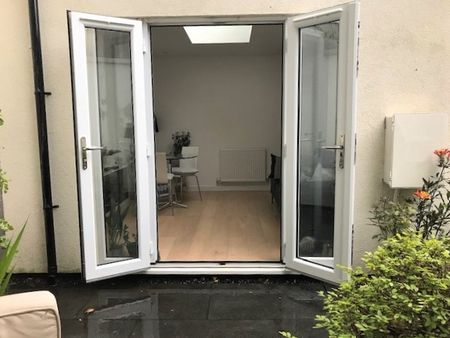 2 Bed Detached House, Stanmer Park Road, BN1 - Photo 3