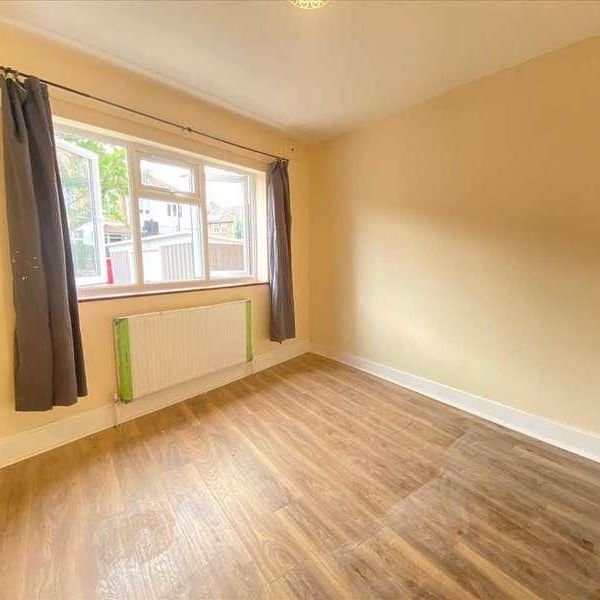 Junction Road, Ealing, W5 - Photo 1