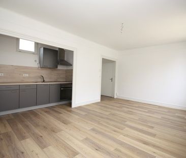 Location Appartement 2 pièces 44m² VICHY 03200 - Photo 2