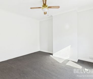 Terraced House to rent on - Photo 3