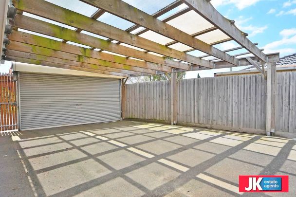 18 Kimberley Road, Werribee VIC 3030 - Photo 1
