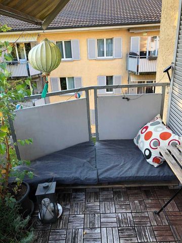 APPARTEMENT 4 PIÈCES À ZURICH - KREIS 10 WIPKINGEN, MEUBLÉ, TEMPORAIRE - Photo 2