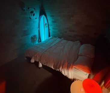 Broadbeach Waters - Photo 4