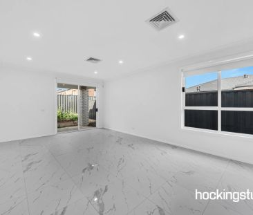 BRAND NEW LIGHT FILLED FAMILY HOME IN BEVERIDGE - Photo 2