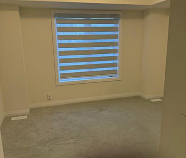 For Lease - 2 Kahshe Lane, Richmond Hill, Ontario - Photo 5