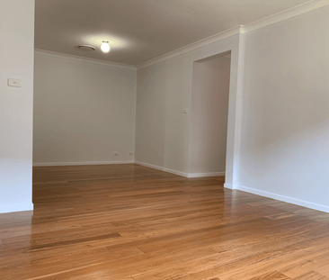 Stunning modern family home with New painting in prime location - Photo 3