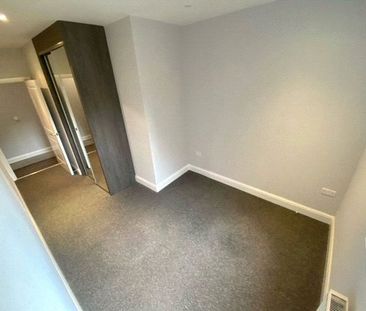 Bacara Court, 6-8 Charlton Dirve, Sale, Manchester, M33 2BJ - Photo 6