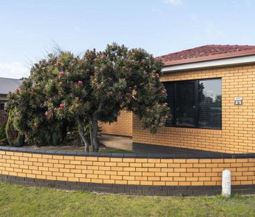 Family Home in Quiet Neighbourhood. - Photo 6