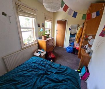 1 bedroom in a house share to rent - Photo 6