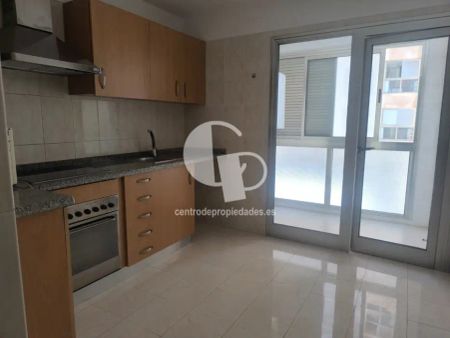 Piso en alquiler en Avenida del Tres de Mayo - Foto 5