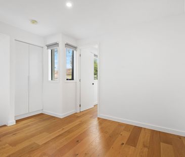 2/7 Catherine Street, Box Hill VIC 3128 - Townhouse For Rent | Domain - Photo 5