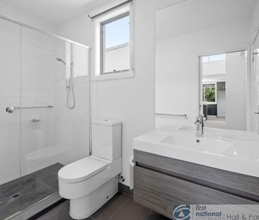 Impressive 2 Bedroom Apartment - Photo 5
