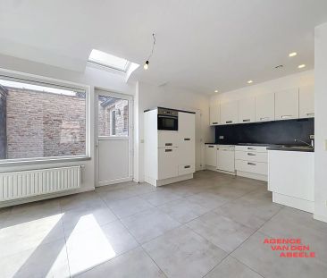 Charmante woning met 2 slaapkamers in het hart van Brugge - Photo 4