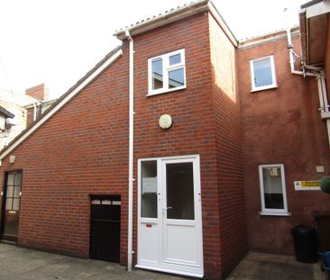 1 bed Apartment - To Let - Photo 6