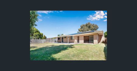 Peaceful Cul-de-sac Living - Photo 2