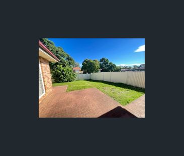 GREAT LOCATION! - Photo 3