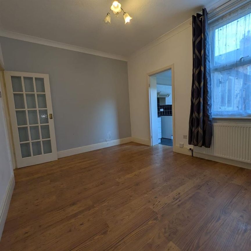 Murchison Street, Scarborough - Photo 1