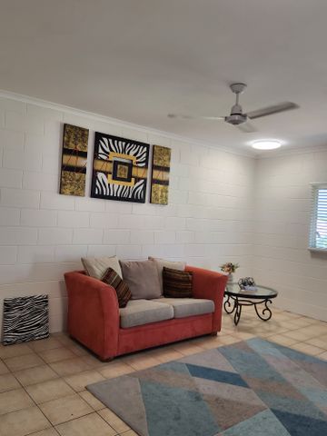 Trinity Beach - Photo 2