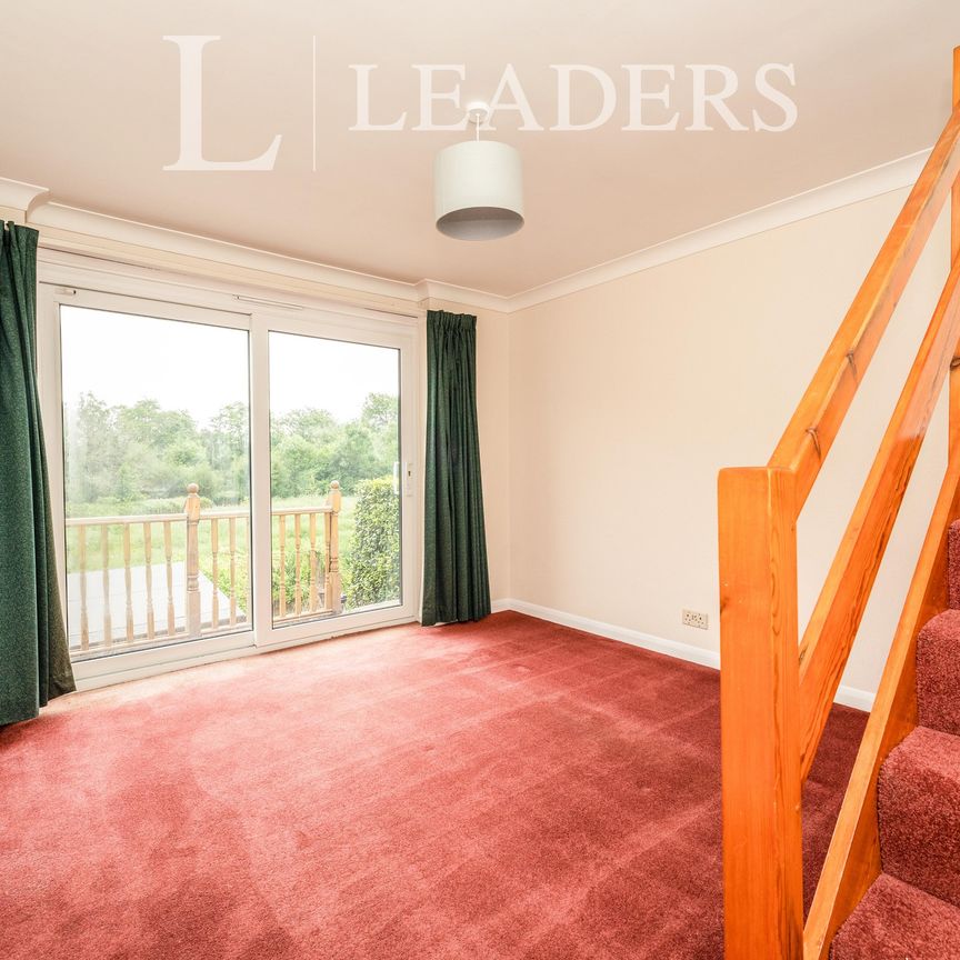 2 bedroom house to rent Riverside, Pixham, Dorking, RH4 - Photo 1