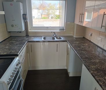 2 Bed Flat, Townfield Lane, CH43 - Photo 4