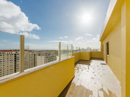 5 room luxury Duplex for rent in Loures, Lisbon - Photo 4