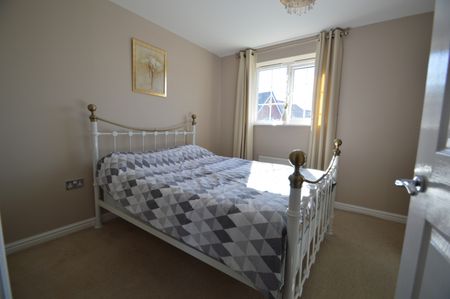 2 Bed Apartment for Rent - Photo 3