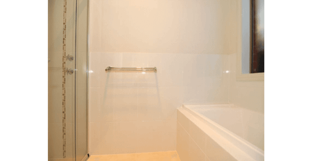 ✨ Stylish Family Living in a Prime Campbelltown Location - Photo 2