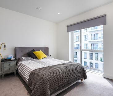 Available from 12/02/2026 - 1 Bed Apartment, Furnished - Photo 3