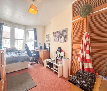 5 bedroom terraced house to rent - Photo 5