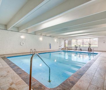 CHÂTEAU LOUIS - Photo 1