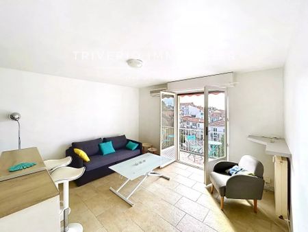 Location Appartement 1 pièce 27m² CANNES 06400 - Photo 2