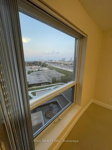 For Lease - 125 Village Green Square Unit# 1511, Toronto, Ontario - Photo 2