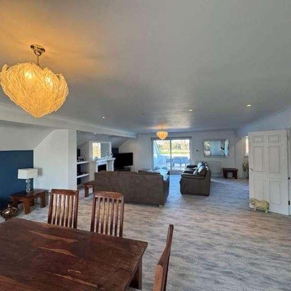 Wellington Road, Enfield, EN1 - Photo 1