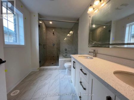 89 CLIPPERS CRESCENT - Photo 2