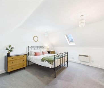 The Mount, Ifield, Crawley, West Sussex, RH11 - Photo 5