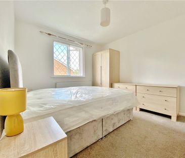Hawthorn Close, Hounslow, TW5 9TG - Photo 2
