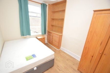3 Lisburn Avenue, Belfast, BT9 7FX - Photo 5