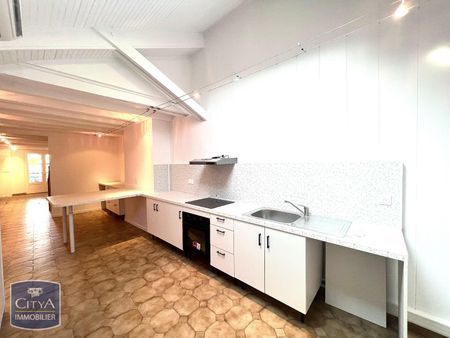 Location Appartement 3 pièces 113m² CHINON 37500 - Photo 2