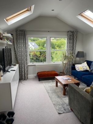 Room in a Shared House, London, SW20 - Photo 1