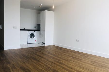 Century Tower, Shire Gate, Chelmsford - Photo 4