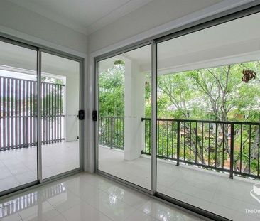 Perfectly Located 2-Bedroom Unit in Leafy St Lucia - Photo 5