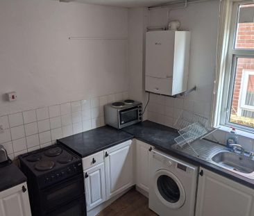 4 bedroom house to rent - Photo 2