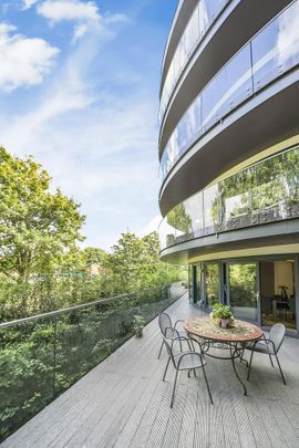 3 bedroom flat to rent - Photo 1