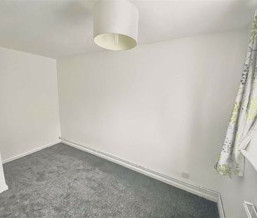 Let Agreed 1 Bed Apartment Foxes Close, Mancot, Flintshire PCM £515 pcm - Photo 4