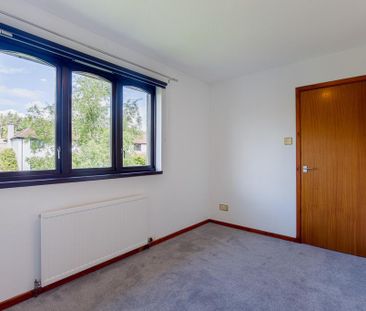 5 bedroom detached house to rent - Photo 4