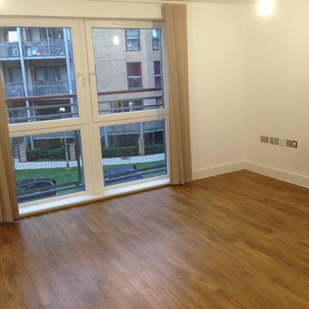 1 Bed Flat, Harry Zeitel Way, E5 - Photo 4